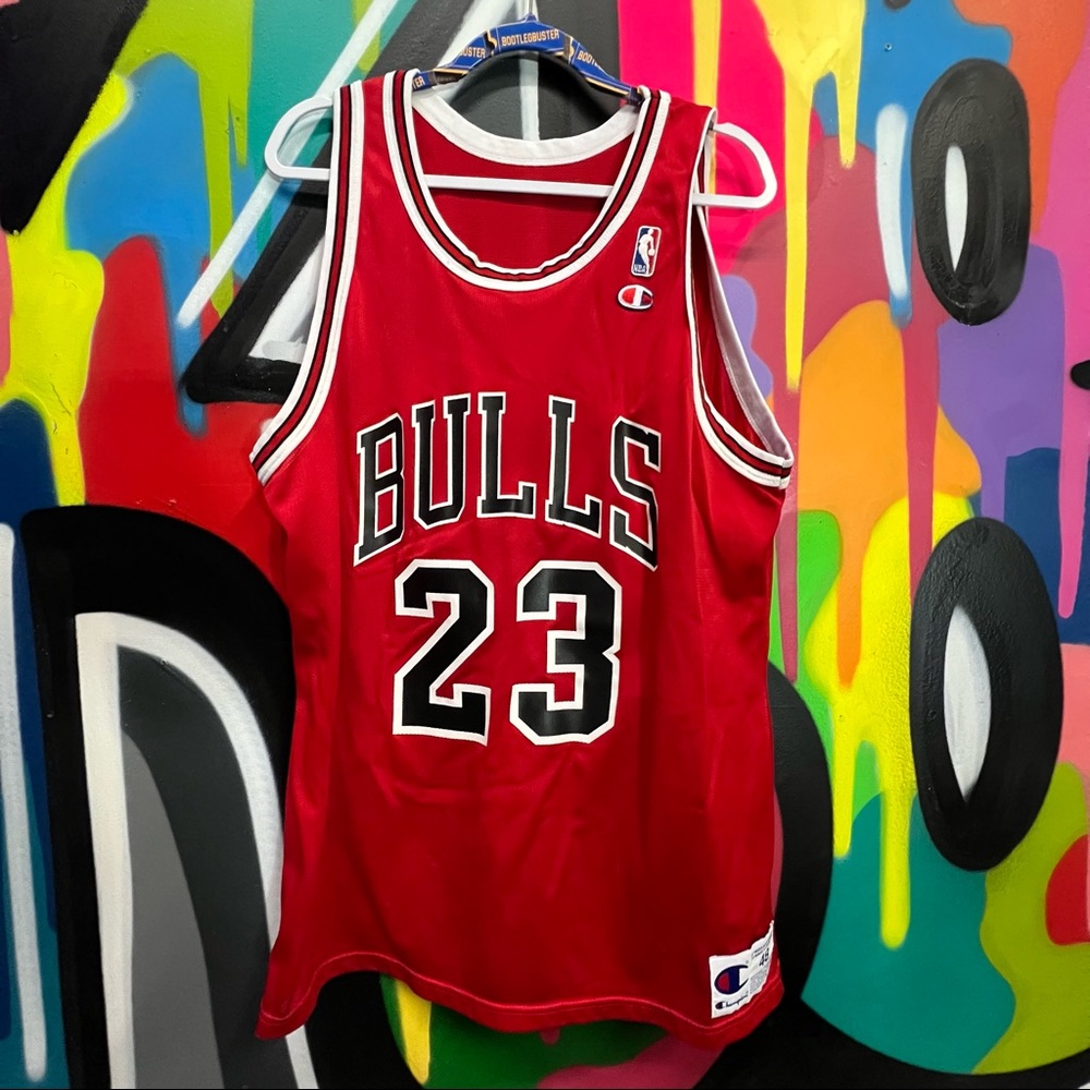 Vintage Chicago Bulls NBA Basketball Jersey Champion Brand Size XL